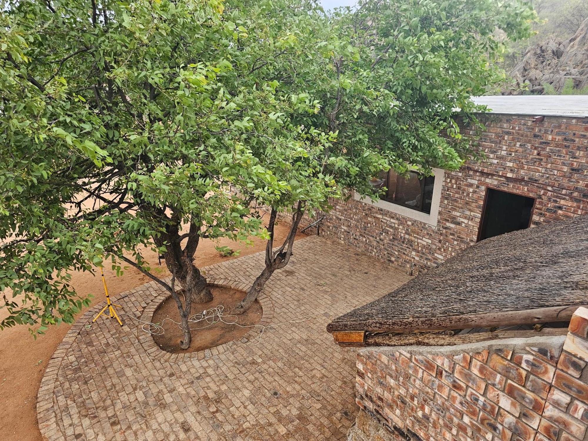 Kaoko Bush Lodge Kamanjab 외부 사진