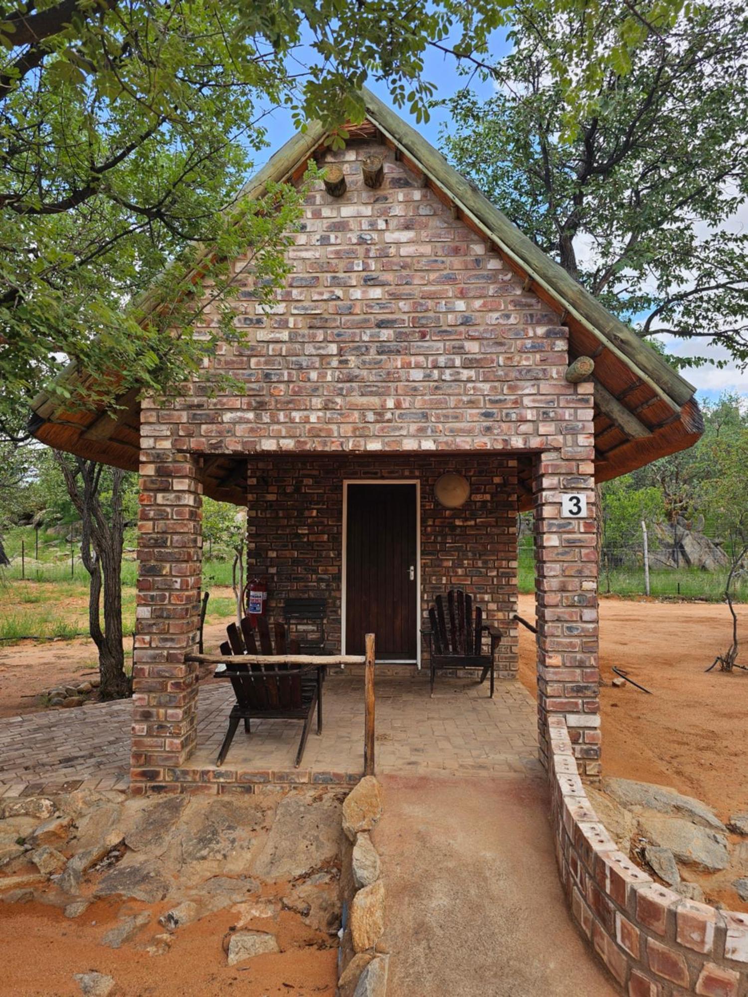 Kaoko Bush Lodge Kamanjab 외부 사진