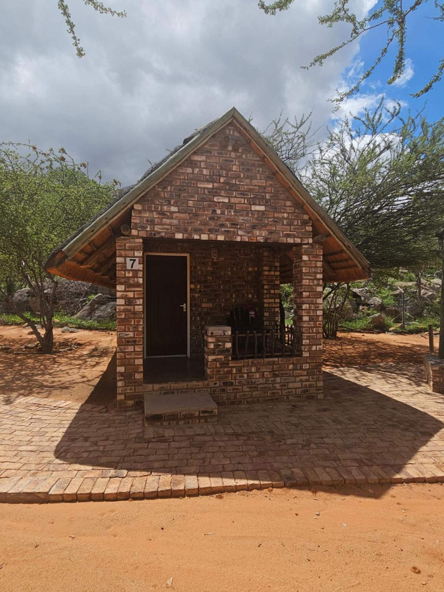 Kaoko Bush Lodge Kamanjab 외부 사진